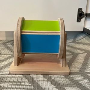 Lovery spinning rainbow